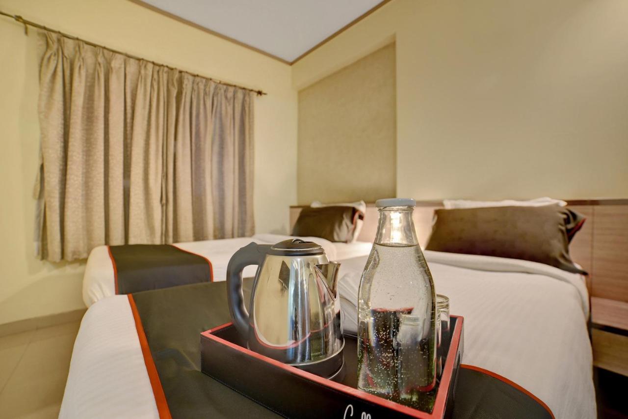 Collection O Kapil Residency Parage Chowk Near Lal Mahal 4*